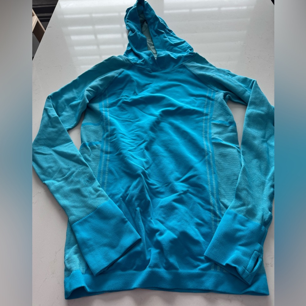Athleta Turquoise Hooded Thermal Long Sleeve Top or Base Layer